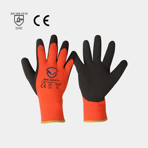 Causes of allergies caused by latex gloves